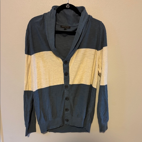 Banana Republic Other - Banana Republic Blue and Cream Cardigan Men’s Size L